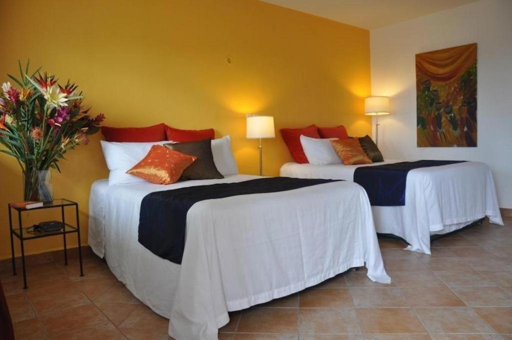 Flamingo Hotel Cozumel Bagian luar foto